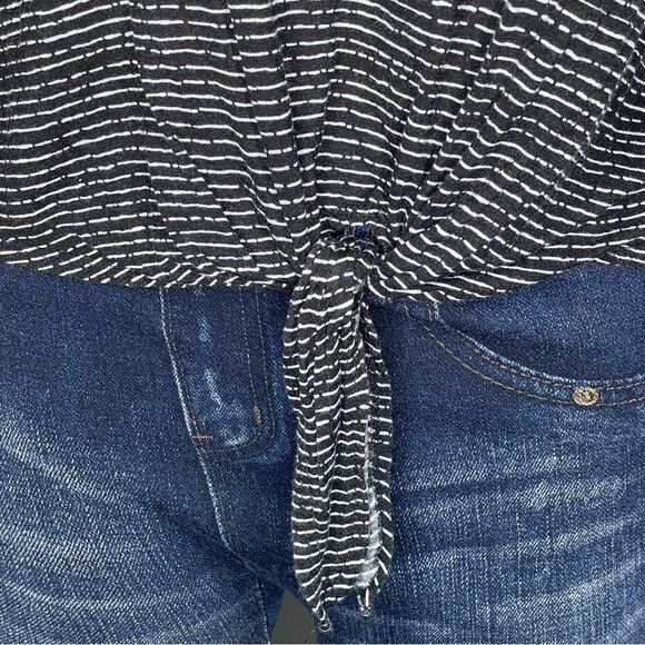 Charlotte Russe 3/4 Sleeve Horizontal Stripe Blouse Scoop Neck Black White Med - Picture 5 of 9